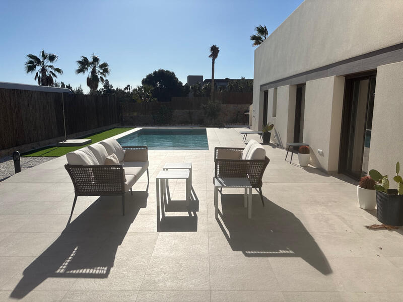 3 Cuarto Villa en venta