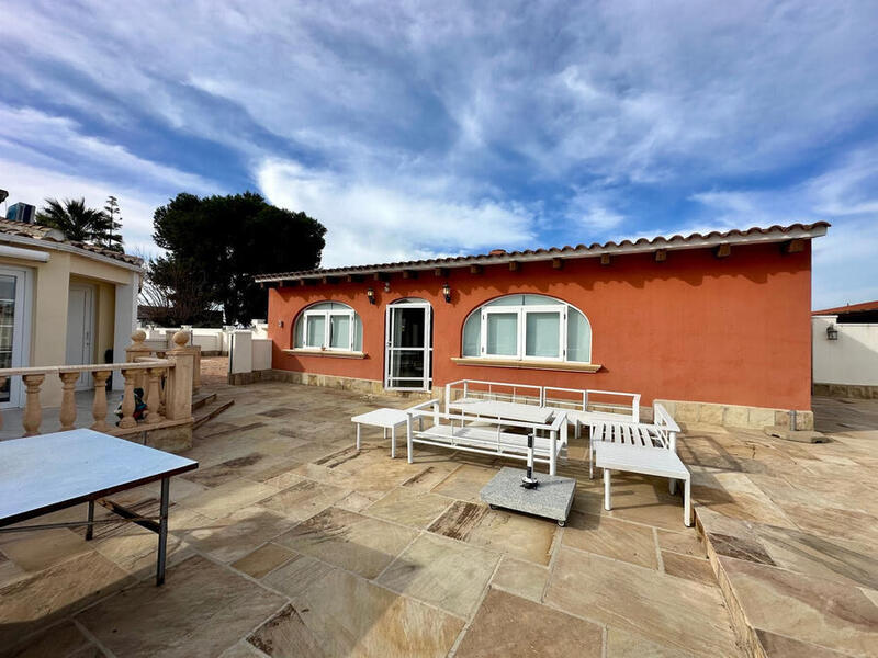 6 soverom Herregård til salgs