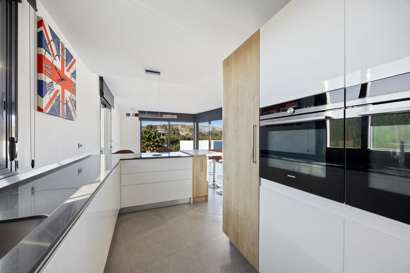 4 Cuarto Villa en venta