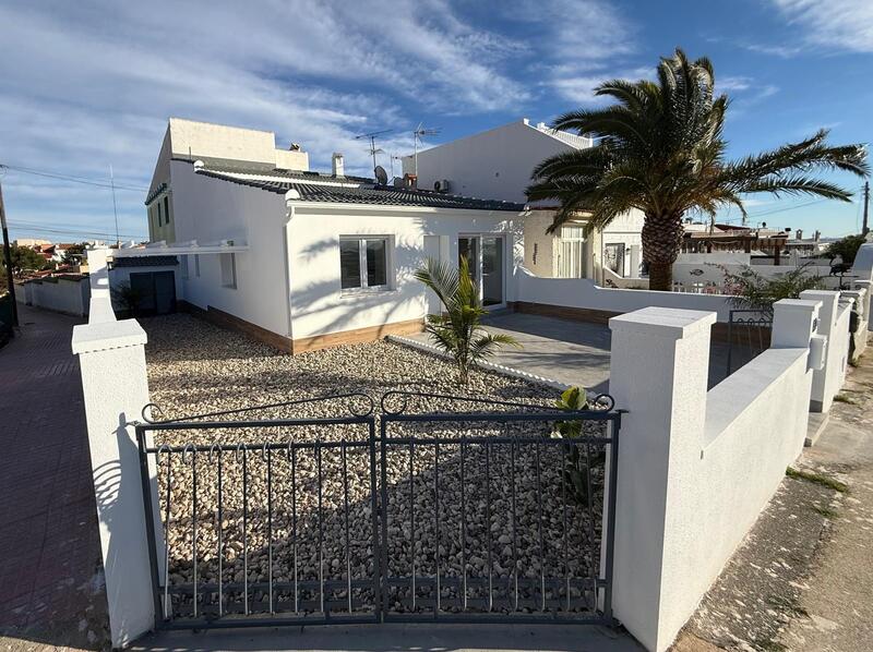 3 bedroom Villa for sale