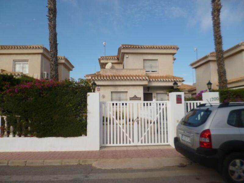 Villa til salgs i Flamenca, Alicante