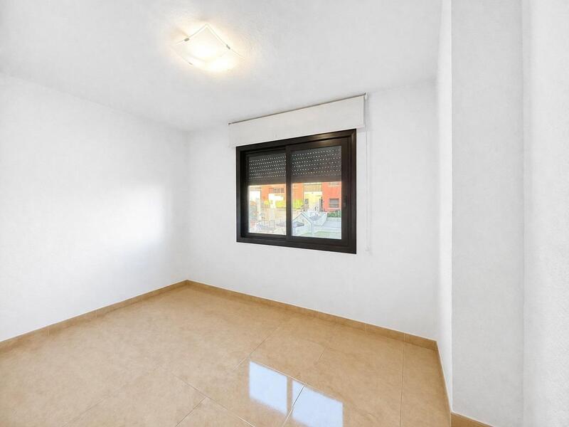 2 Schlafzimmer Stadthaus zu verkaufen