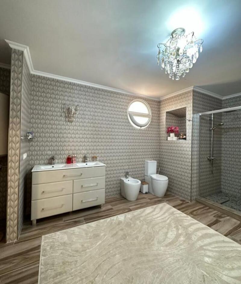 5 soverom Villa til salgs