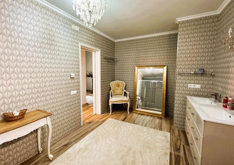 5 soverom Villa til salgs