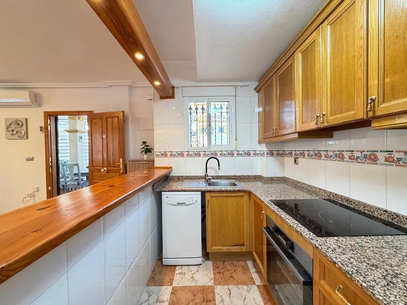 2 Cuarto Adosado en venta