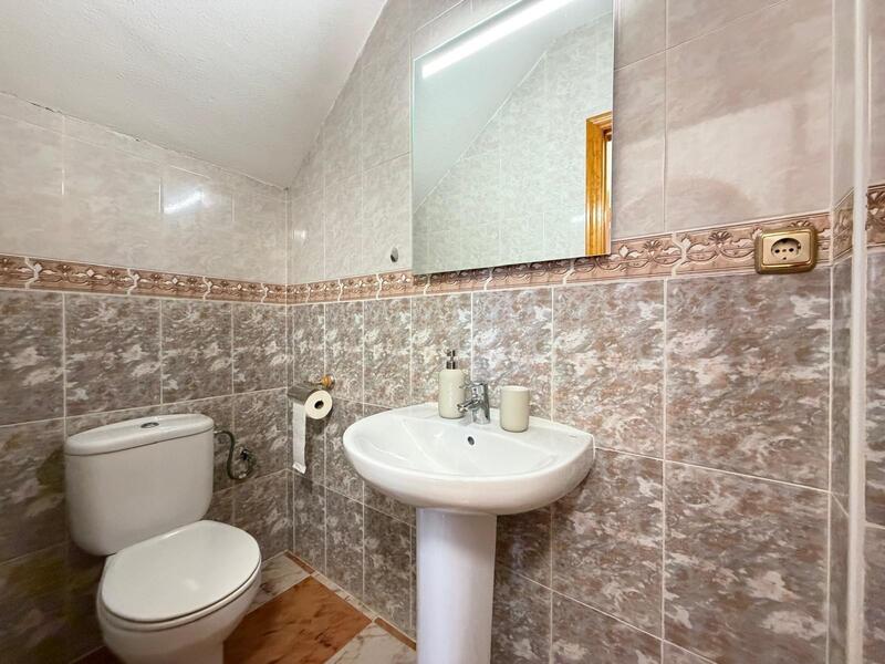 2 Cuarto Adosado en venta