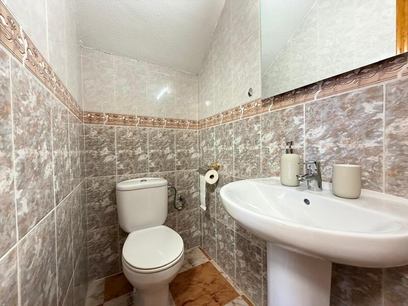 2 Cuarto Adosado en venta