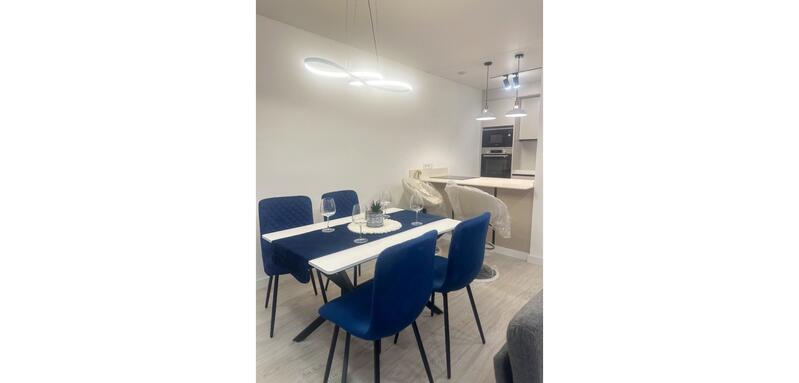 квартира продается в Torrevieja, Alicante