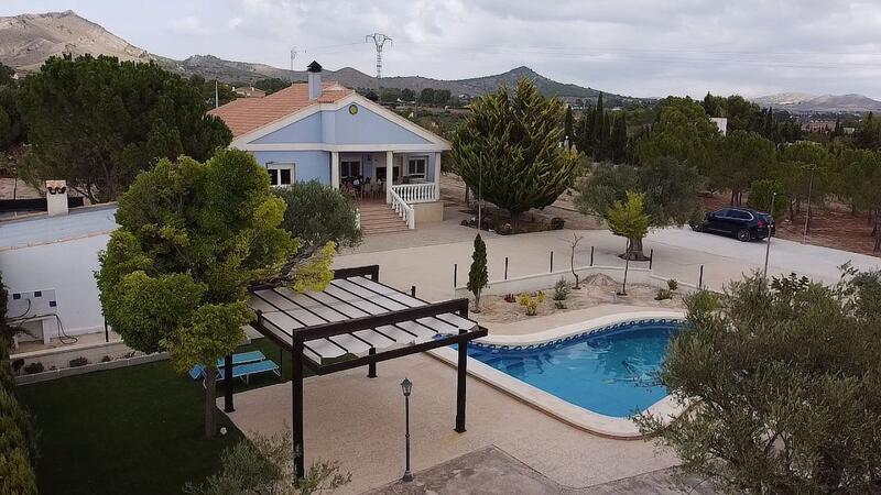 4 soveværelse Villa til salg