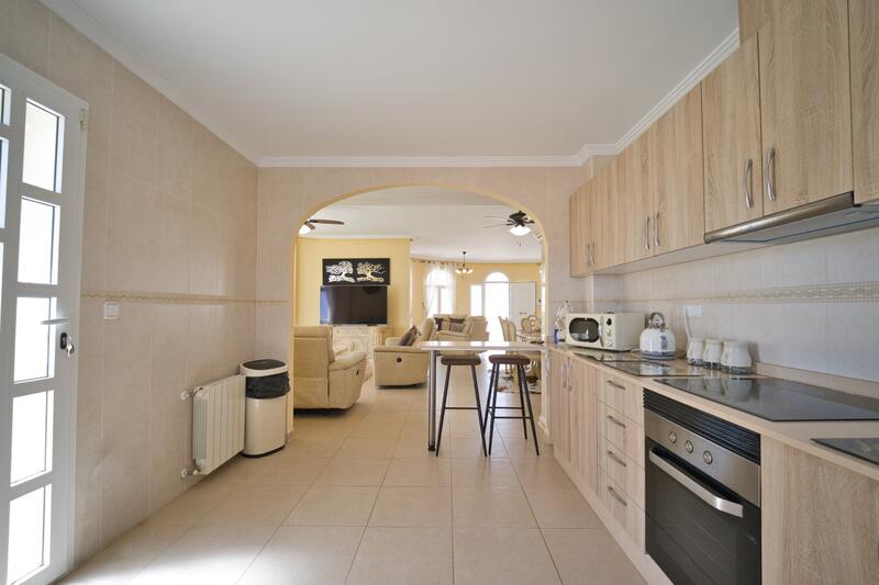 4 Cuarto Villa en venta