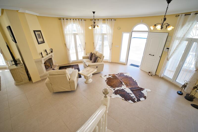 4 Cuarto Villa en venta