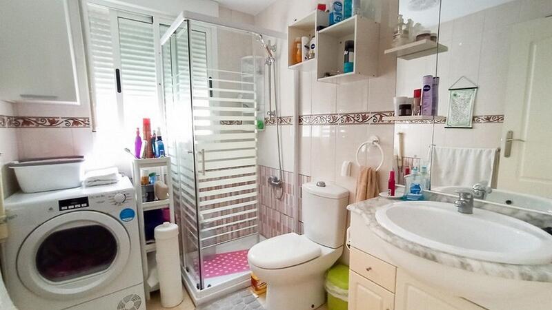 2 slaapkamer Appartement Te koop 2 slaapkamer Appartement Te koop