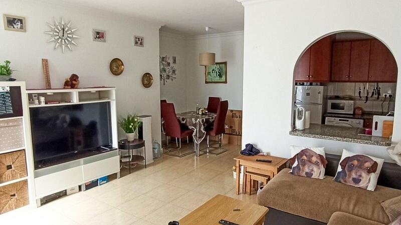 2 slaapkamer Appartement Te koop 2 slaapkamer Appartement Te koop