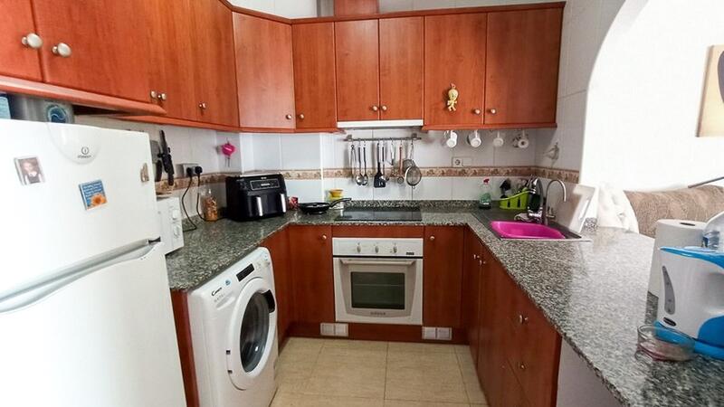 2 slaapkamer Appartement Te koop 2 slaapkamer Appartement Te koop