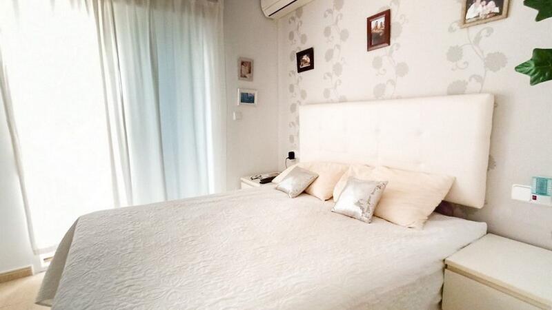 2 slaapkamer Appartement Te koop 2 slaapkamer Appartement Te koop