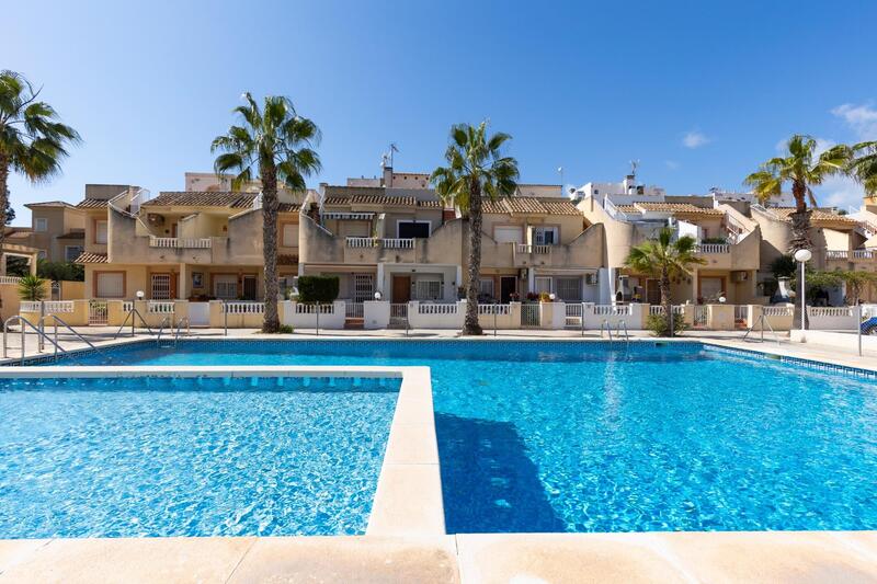 Villa Te koop in Guardamar del Segura, Alicante