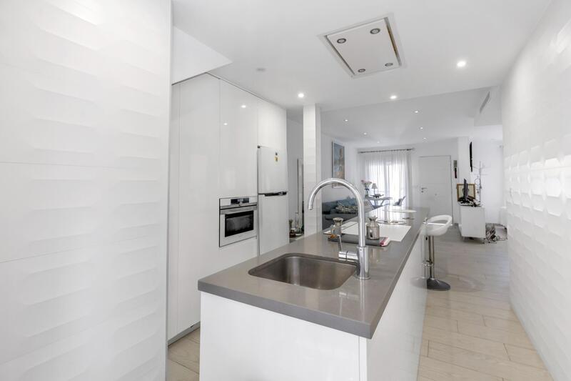 2 slaapkamer Villa Te koop 2 slaapkamer Villa Te koop