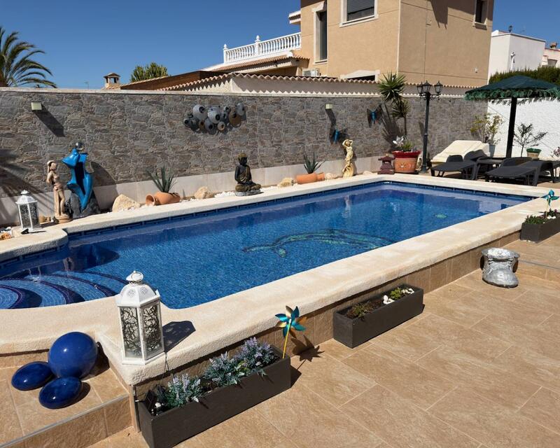 3 Cuarto Villa en venta