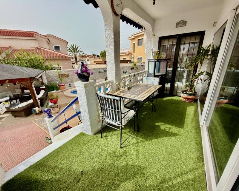 3 Cuarto Villa en venta