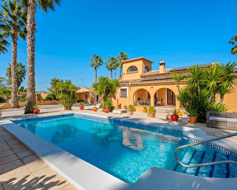 3 Cuarto Villa en venta