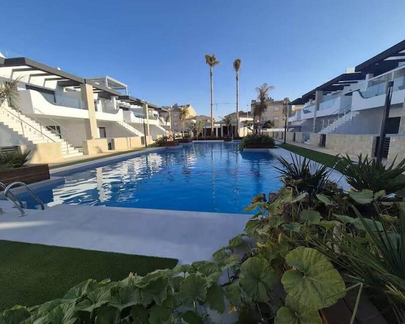 3 bedroom Townhouse for sale