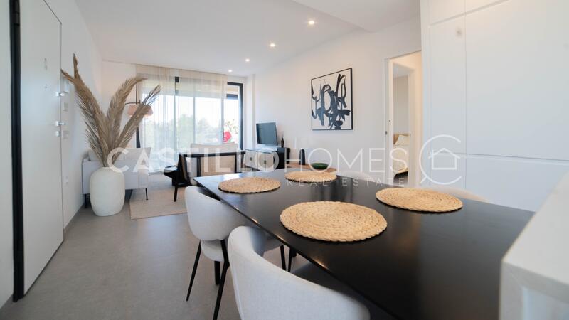 2 bedroom Apartment for sale