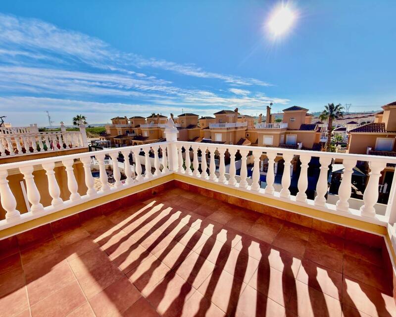 3 slaapkamer Villa Te koop 3 slaapkamer Villa Te koop