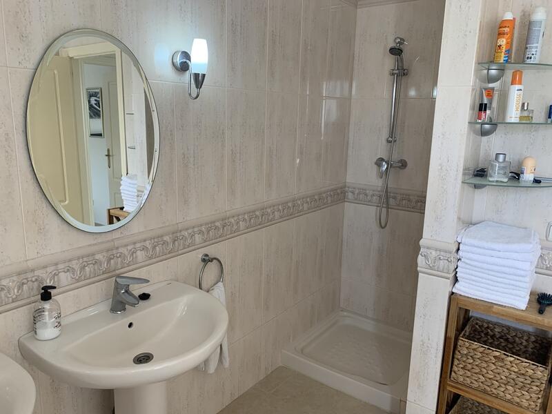 3 slaapkamer Villa Te koop 3 slaapkamer Villa Te koop