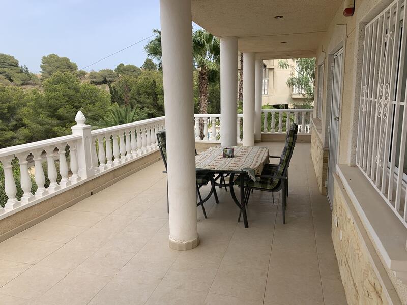 3 slaapkamer Villa Te koop 3 slaapkamer Villa Te koop