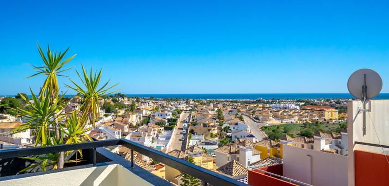 3 спальная комната городская тюрьма продается