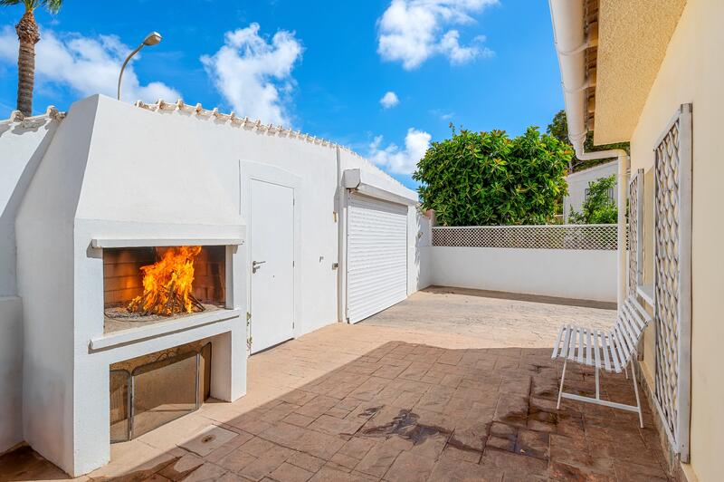 7 bedroom Villa for sale