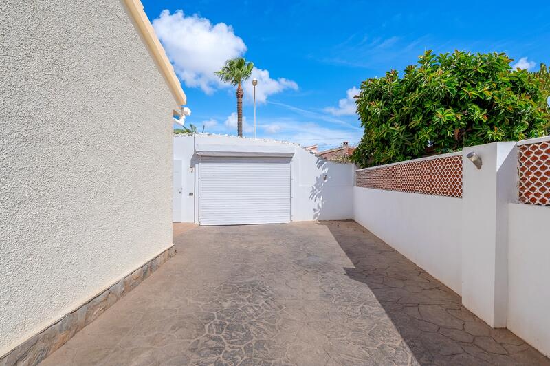 7 bedroom Villa for sale