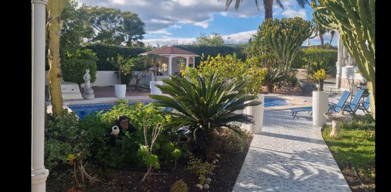 3 bedroom Villa for sale