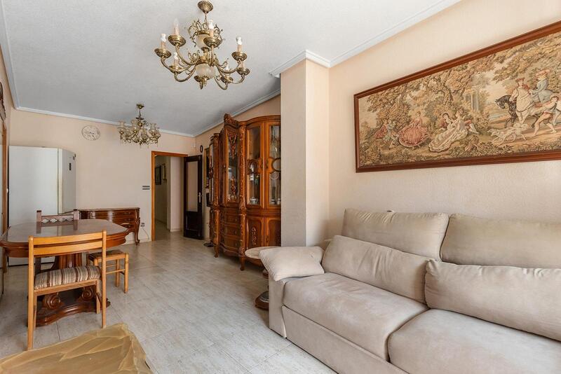 3 bedroom Apartment for sale
