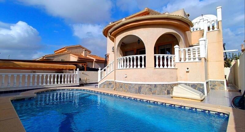 Villa for sale in Ciudad Quesada, Alicante