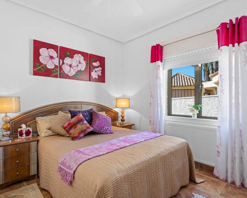 4 Schlafzimmer Villa zu verkaufen