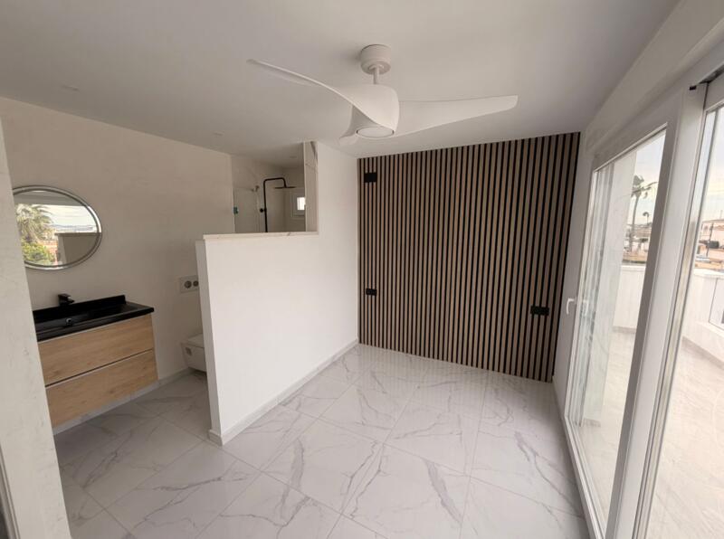 3 спальная комната вилла продается