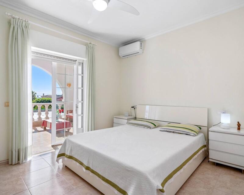 4 Schlafzimmer Villa zu verkaufen