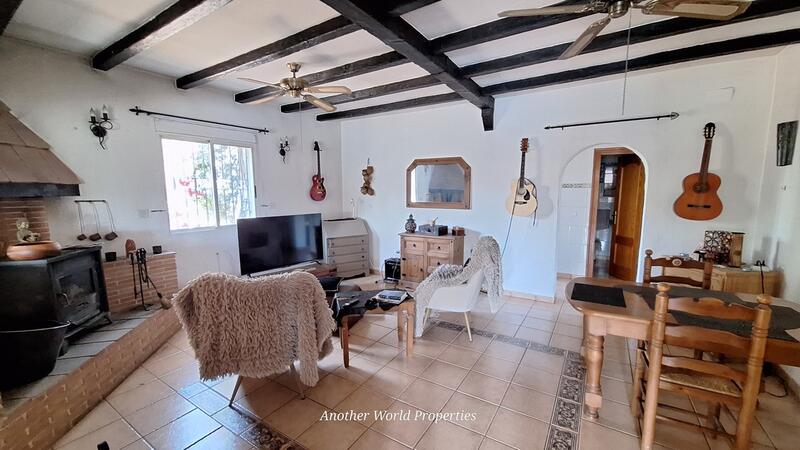 3 soveværelse Landsted til salg