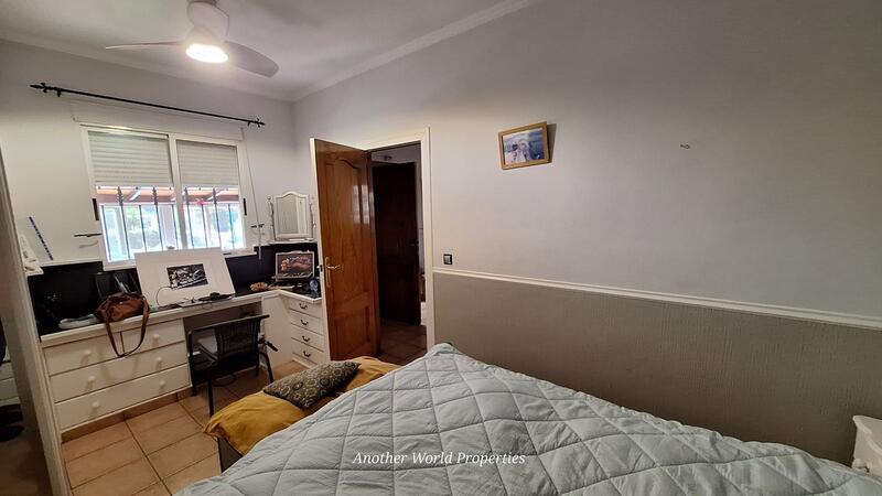 3 soveværelse Landsted til salg