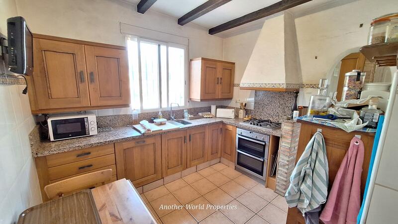 3 soveværelse Landsted til salg