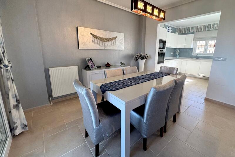 3 bedroom Villa for sale