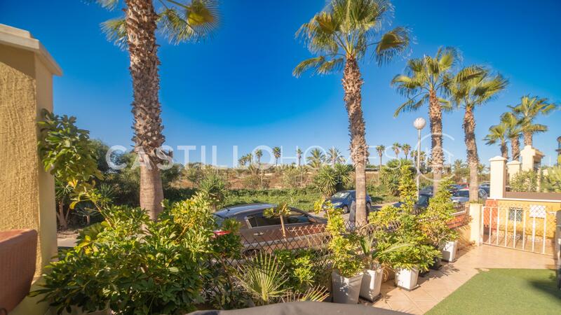 4 bedroom Townhouse for sale