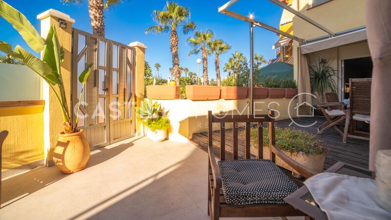 4 bedroom Townhouse for sale