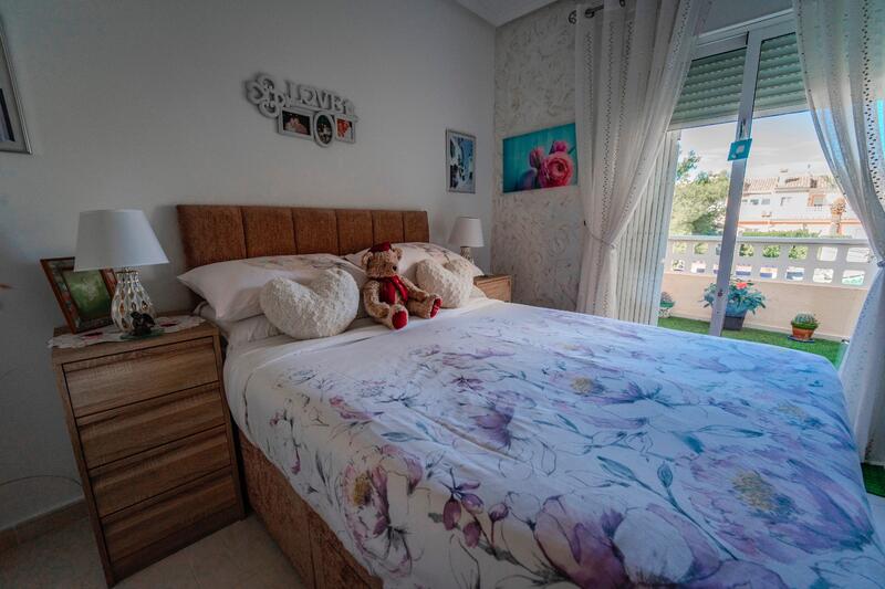 2 Schlafzimmer Stadthaus zu verkaufen