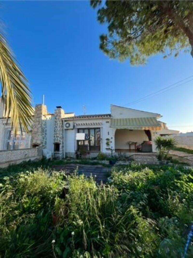 Villa à vendre dans Torrevieja, Alicante