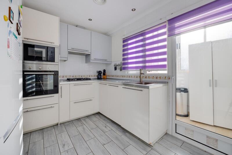 2 slaapkamer Appartement Te koop