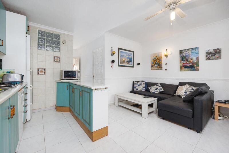 2 bedroom Townhouse for sale