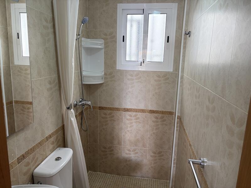 2 sovrum Radhus till salu