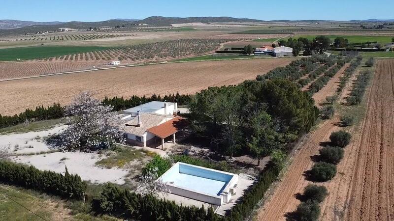 4 bedroom Villa for sale